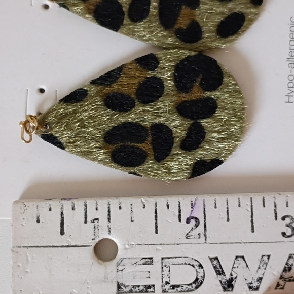 Leopard Print Teardrop Earrings - Green Textured. - Picture 2 of 3